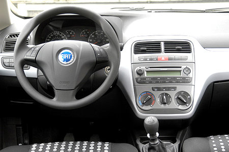 fiat-grande-punto-fia_gra_06_5t_test_6.jpg
